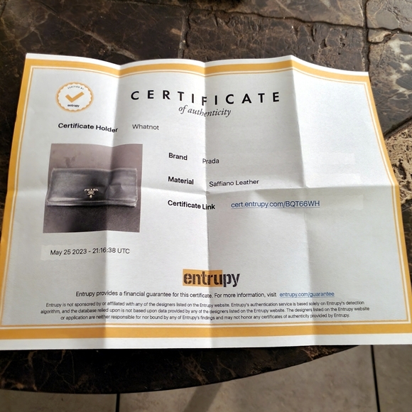 Prada Black Saffiano Continental Wallet with $30 COA - Picture 16 of 16